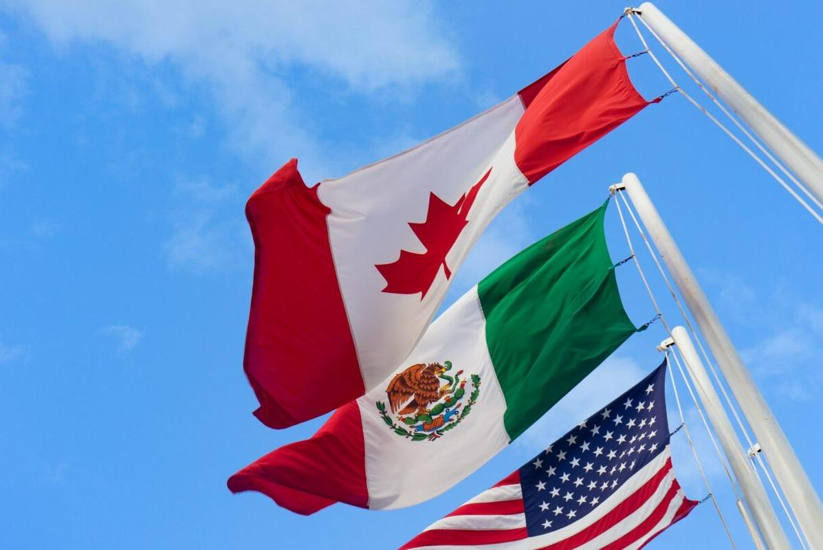 Purolator Mexico Canada US Flag